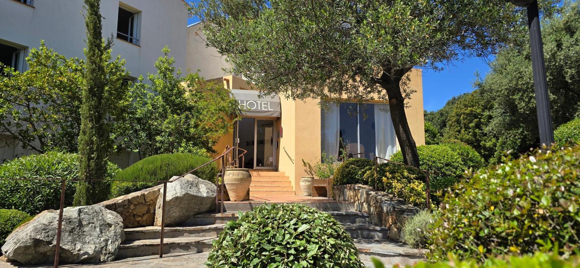 Hotel Cala Di L'Oru LʼÎle-Rousse Zewnętrze zdjęcie